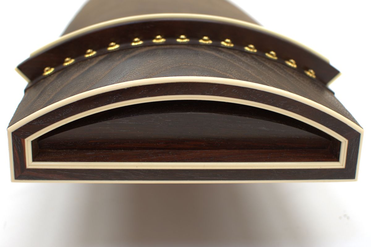 箏 02（紫檀・角巻）